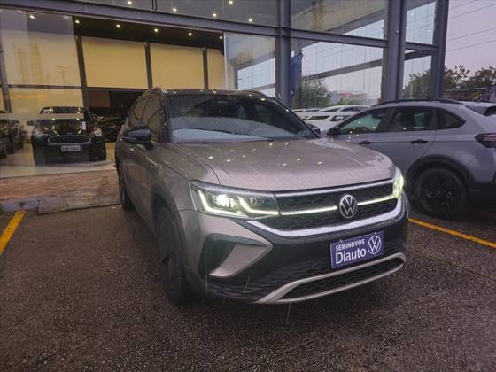 VOLKSWAGEN TAOS 1.4 250 TSI TOTAL FLEX HIGHLINE AUTOMÁTICO